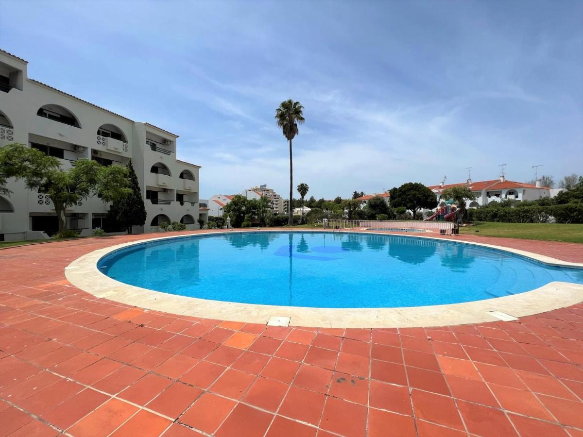 Albufeira Twins 1 With Pool By Homing Daire Dış mekan fotoğraf