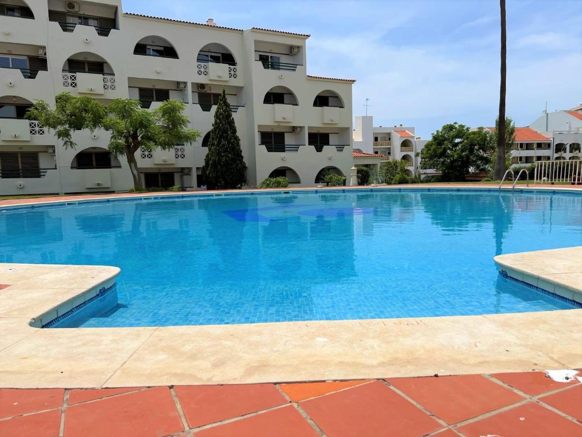 Albufeira Twins 1 With Pool By Homing Daire Dış mekan fotoğraf